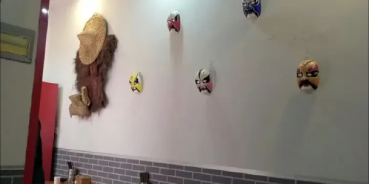 秦雲老太婆攤攤面