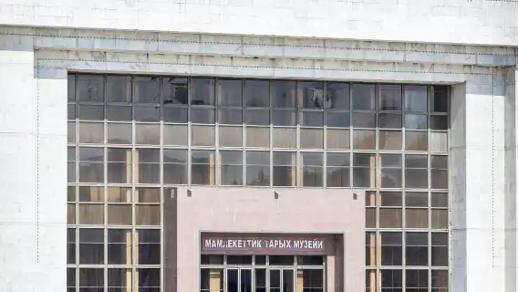 キルギスタンでのあらゆる種類の翻訳者、ガイド、チャーターチャーター車、写真家、ビジネスエスコート、医療同行、旅行ガイド、カスタマイズ