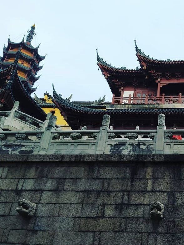 1 day trip in Zhenjiang? A temple to go