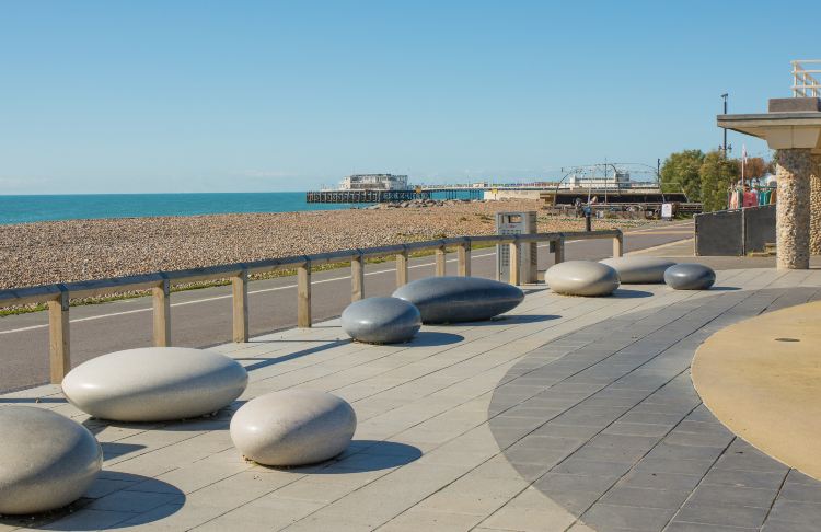 Compare 5 airports near Worthing