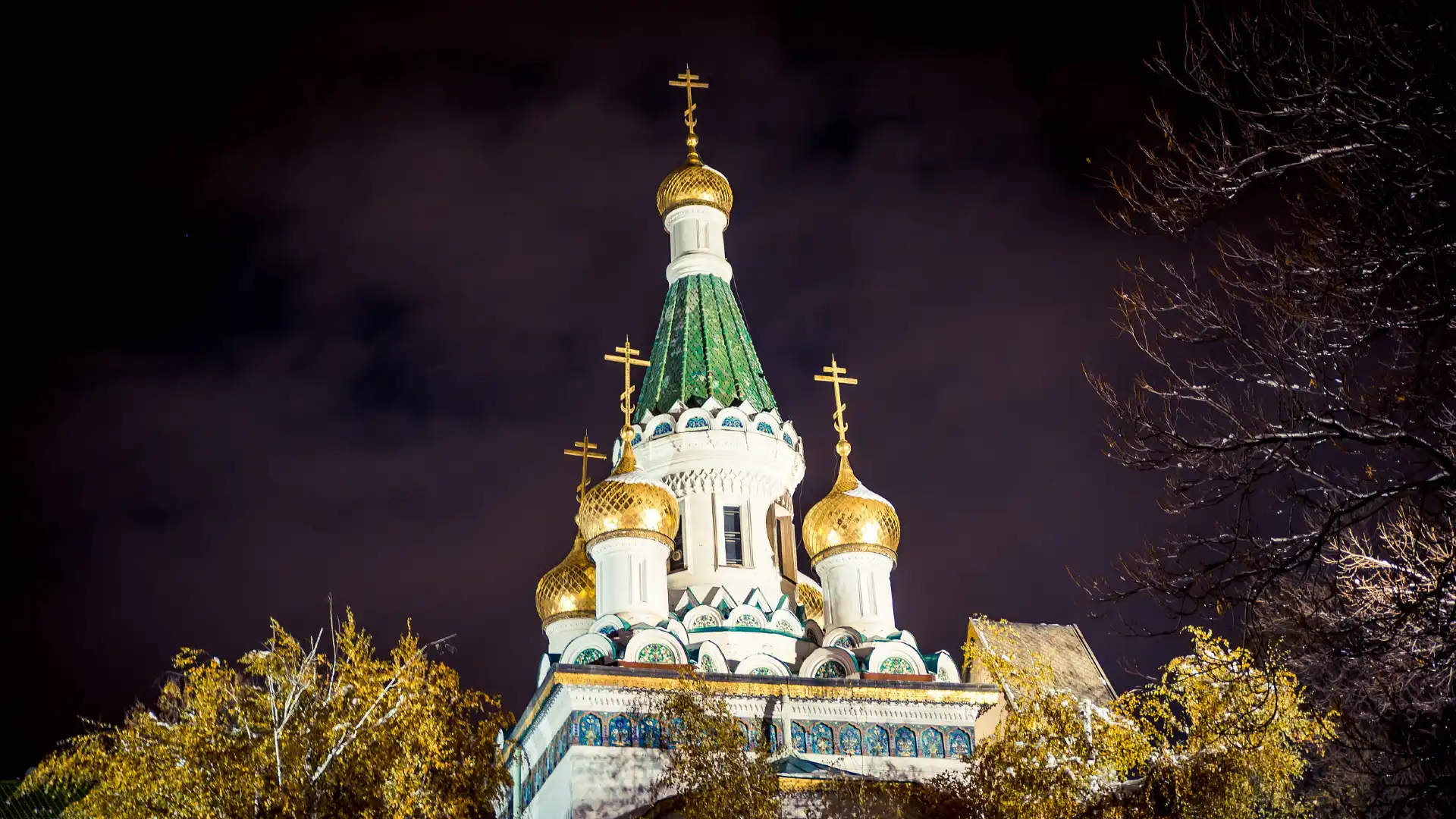 Hotels near Sveti Nikolai Russian Church