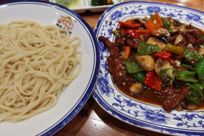 老东门过油肉拌面馆