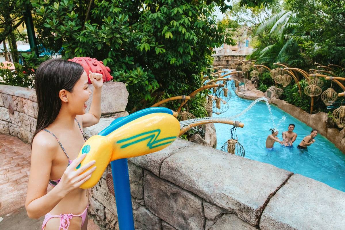 コーブ ウォーターパーク