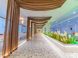 Shi Bay Paradise Water Park