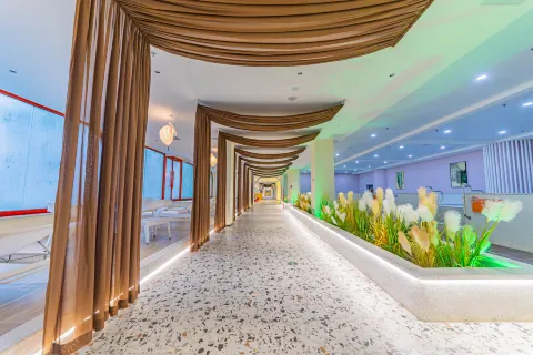 Shi Bay Paradise Water Park
