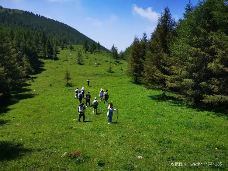 Hotels near Nantai Jinxiu Peak
