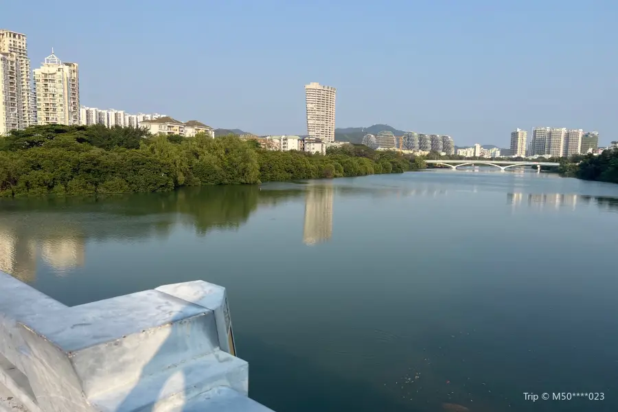 Yuechuanqiao Square