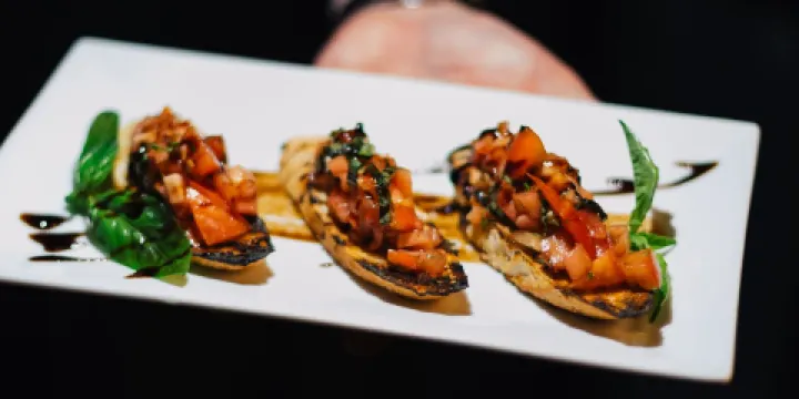 Vino Wine Bar & Italian Kitchen