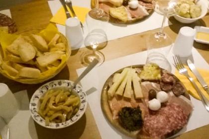 Ejelo la bottega del gojo