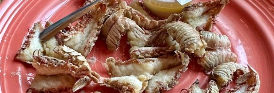 Grills Lakeside Seafood Deck & Tiki Bar