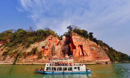 Leshan Day Cruise
