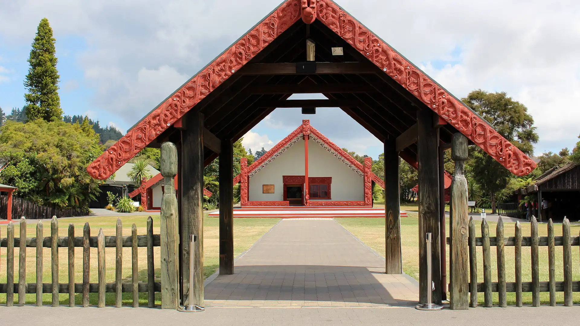 Hotels near Te Puia - Rotorua, NZ