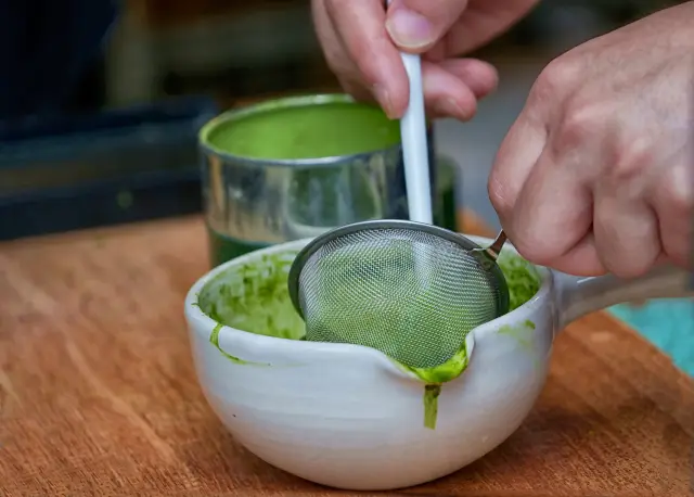 Tea Ceremony Experiences in Osaka