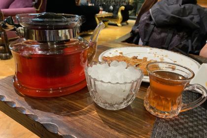 Knight's Grand View Garden