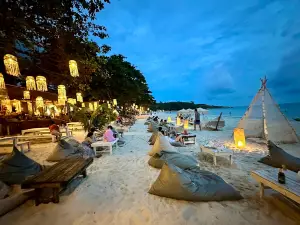 Attrazioni del Giro Notturno a Rayong Province: le opzioni più popolari