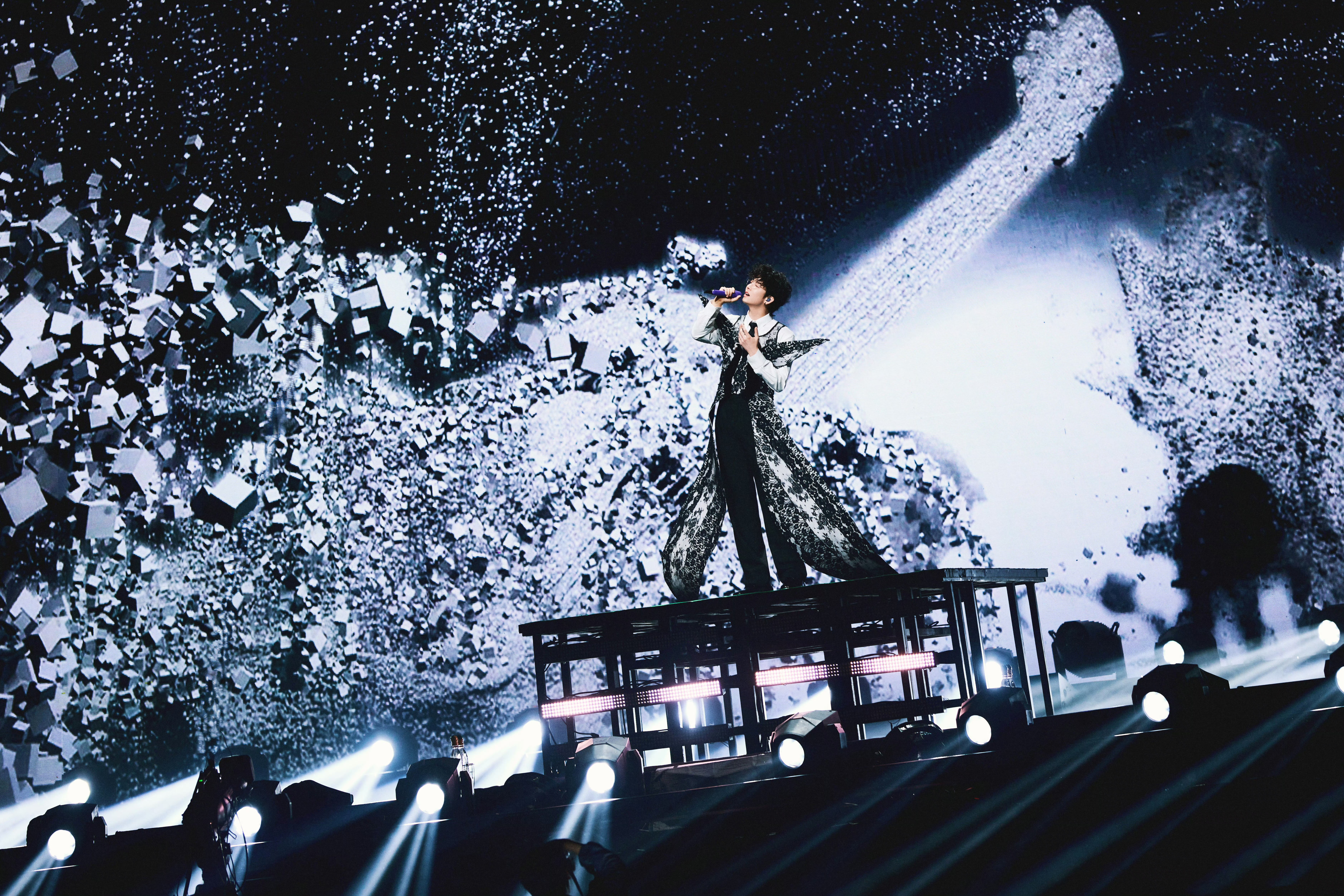 北京 · 胡夏2026「那些年·初見之約」限定演唱會-北京站 | 國家體育館