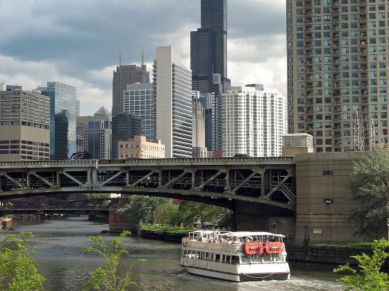 芝加哥觀光遊船或湖岸線觀光遊