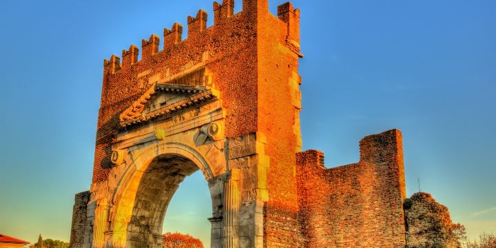 Arco di Augusto