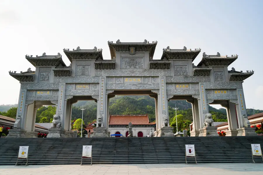 Putuo Temple