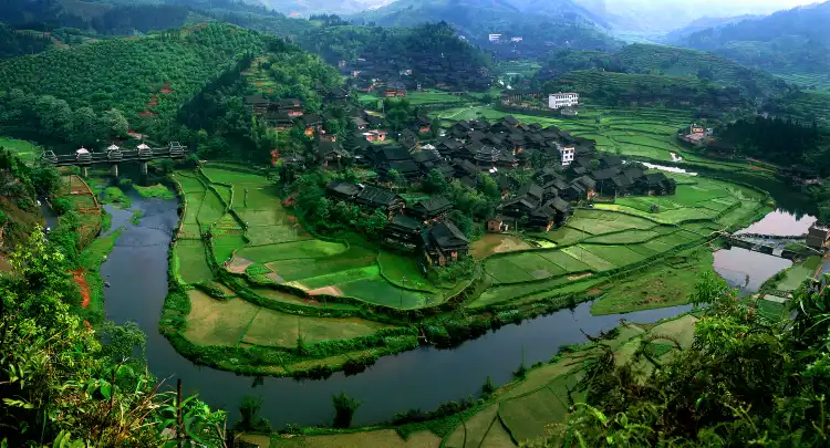 鄰近侗族歷史文化碑廊的酒店