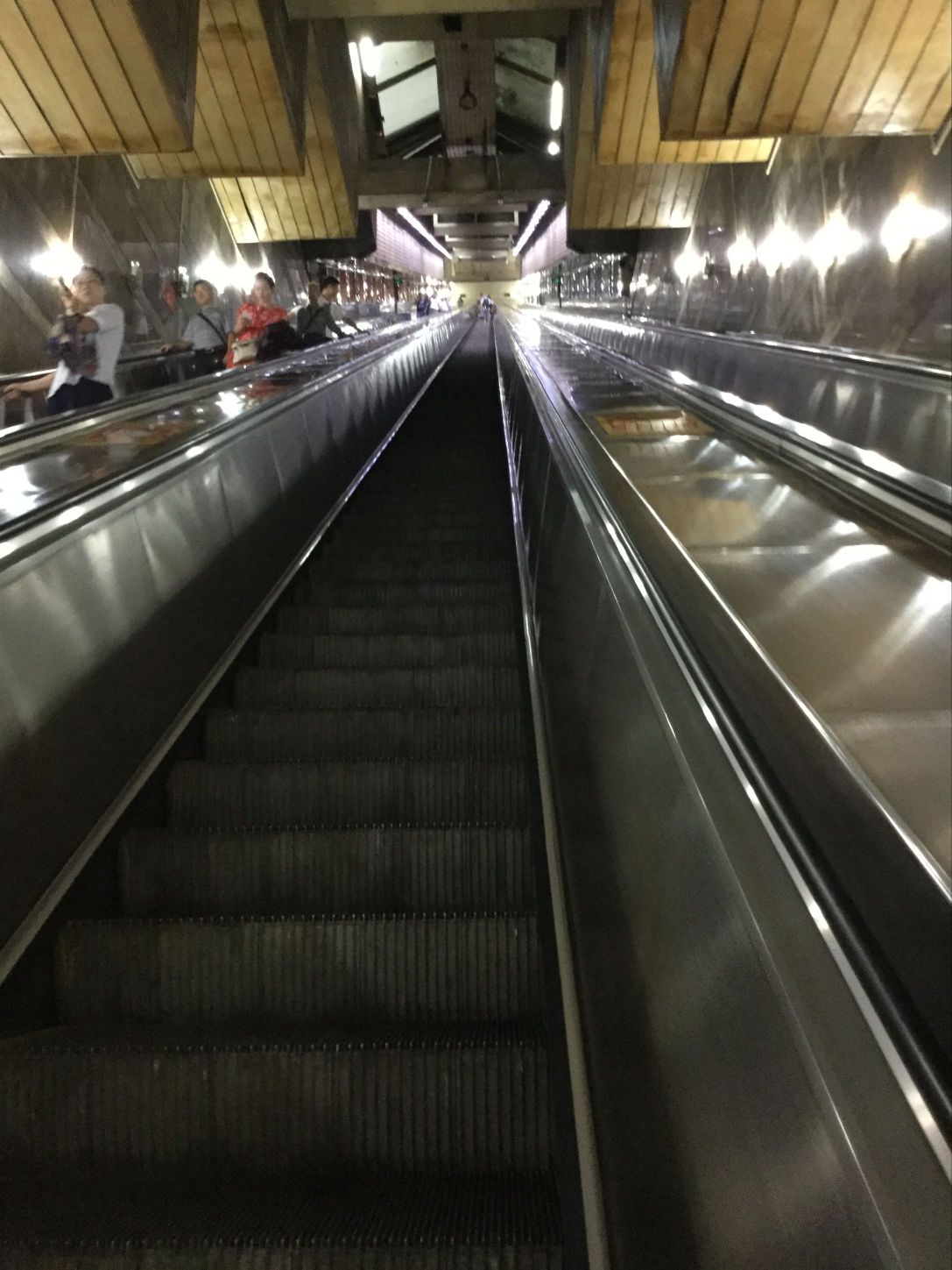 クラウンエスカレーターのレビュー クラウンエスカレーターのチケット クラウンエスカレーターの割引 クラウンエスカレーターの交通機関 所在地 営業時間 クラウンエスカレーター周辺の観光スポット ホテル グルメ Trip Com