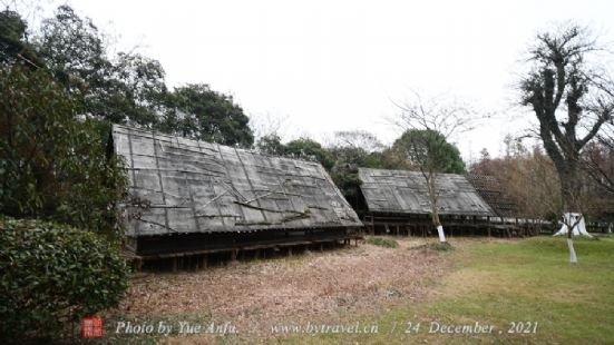 淹城水陆面积约67公顷，其中耕地约占47公顷。城有三重，分别