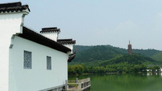 Xiuhu Lake