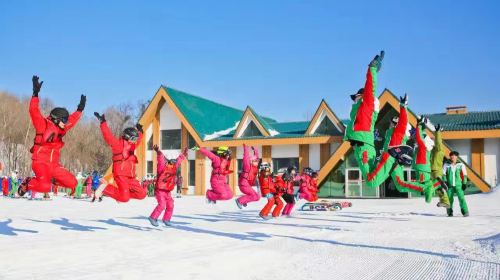 雪郷国家森林公園