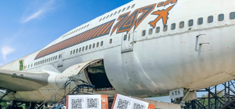 747 Cafe