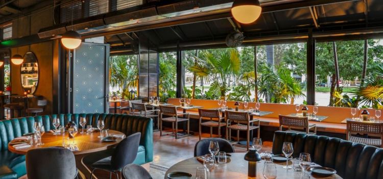 Orilla Bar & Grill