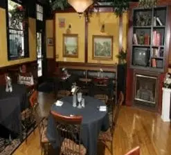 Mohegan Manor Restaurant And Banquet Facility