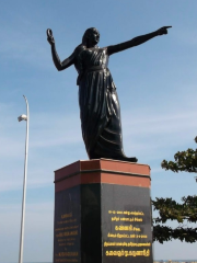 Kannagi Statue