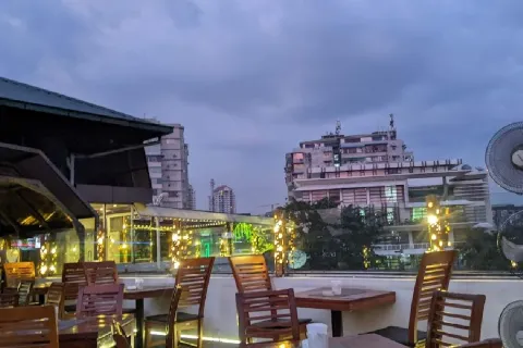 Vista Bar