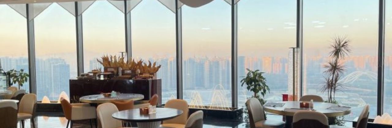 兰州奥体如意华玺酒店·炫·旋转餐厅