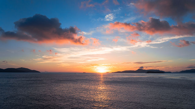 Sunrise Sightseeing in Xiangshan