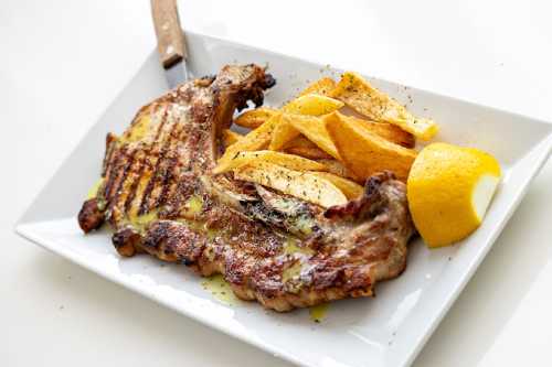 No Name Grill House