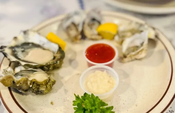 Emmett Watson's Oyster Bar