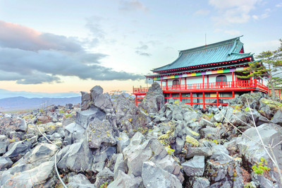 長野県】浅間山溶岩の芸術:鬼押出し園と炎観音👹 | Trip.com 嬬恋村