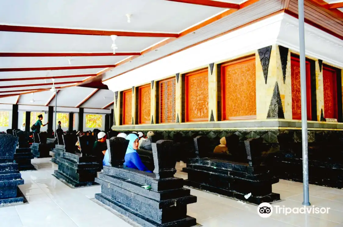 Hotel dekat Makam Sunan Kalijaga Demak