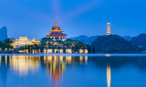 Shunfeng Mountain Park