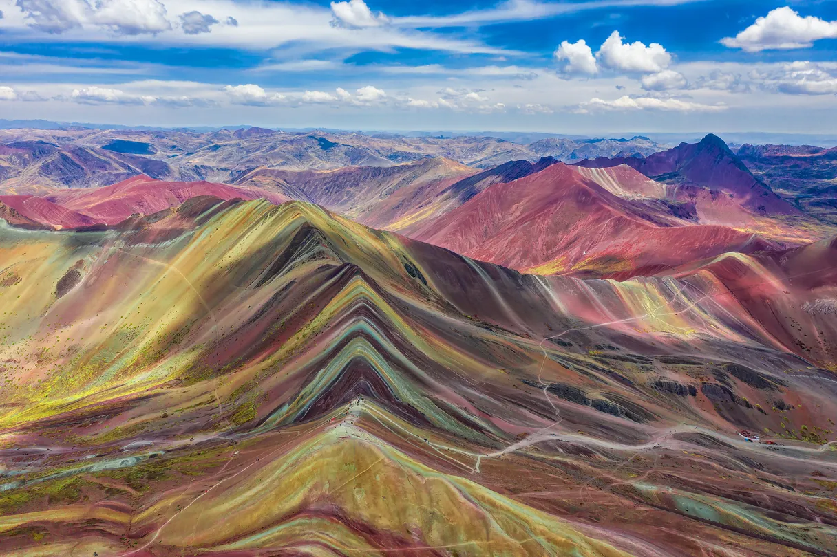 2_Vinicunca Rainbow Mountain