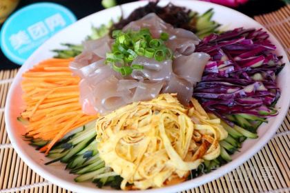 鸿丰饺子城(淄博路店)