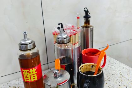 福嶼偉榕撈化
