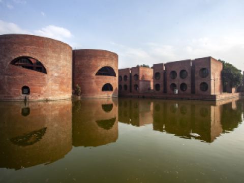 Etihad Airways Flights London to Dhaka