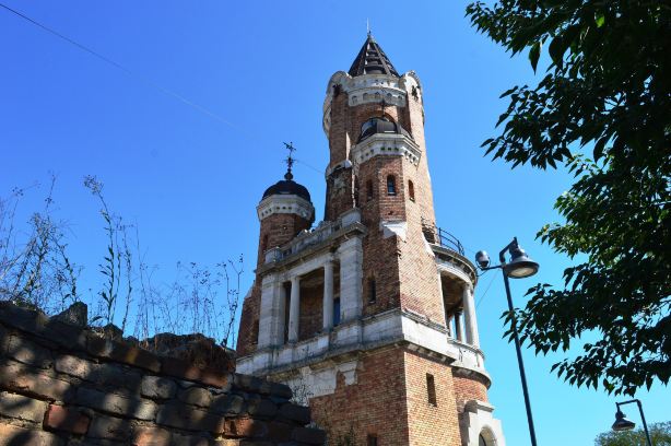 Tower Gardos, Zemun