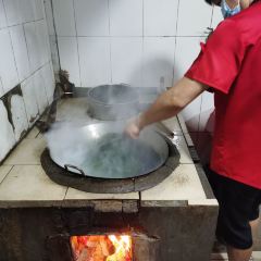 荣发鸡饭店 User Photo
