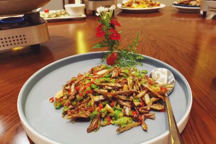 源龙大酒店中餐厅