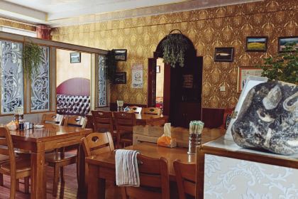 清真伊兰手抓美食城