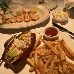 Shaw's Crab House User Photo