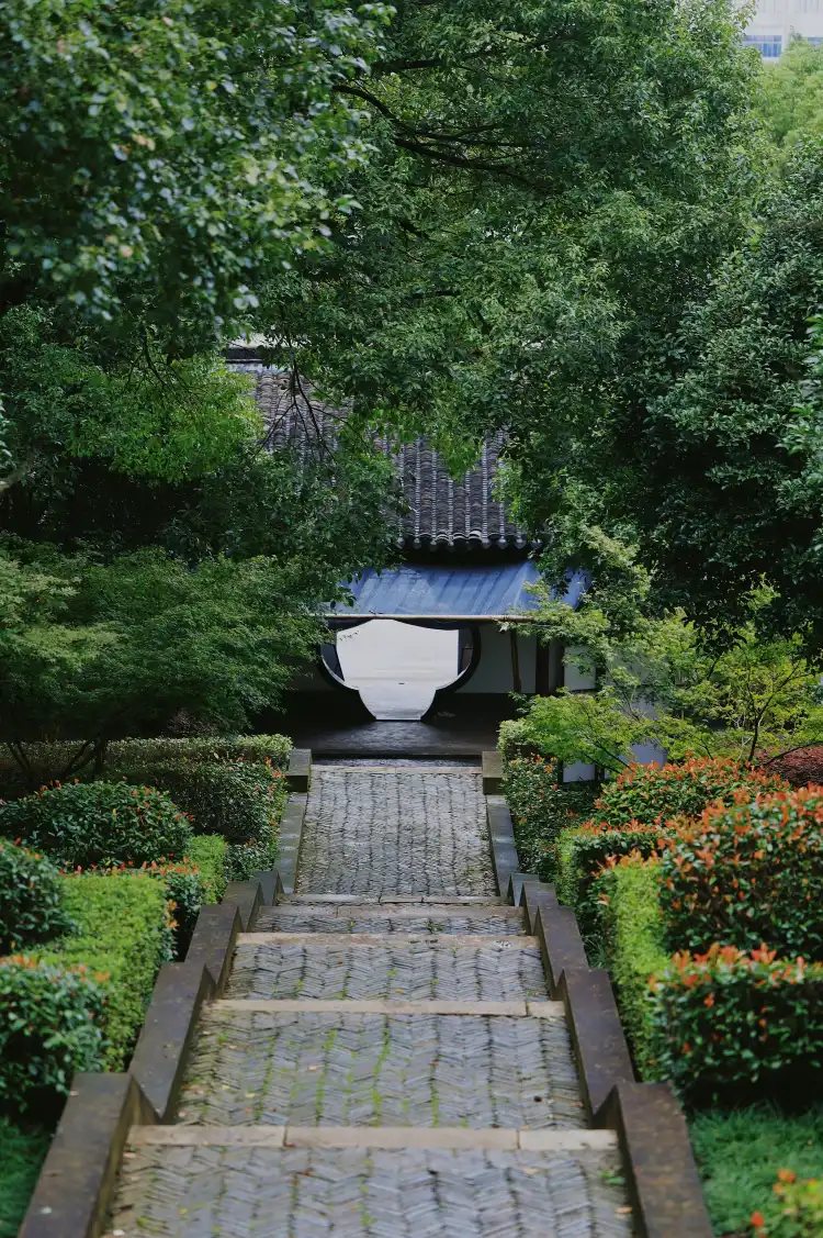 Hotels near Wu Culture Park
